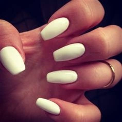 acrylic types  fake nails