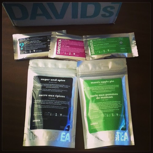 My Davids Tea order is here! Sugar and Spice and Mom's Apple Pie! I'm excited to try the mystery tea and Cocoberry samples. #davidstea #autumn