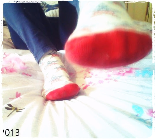 slippers pointing feet pov.jpg sock smelly for