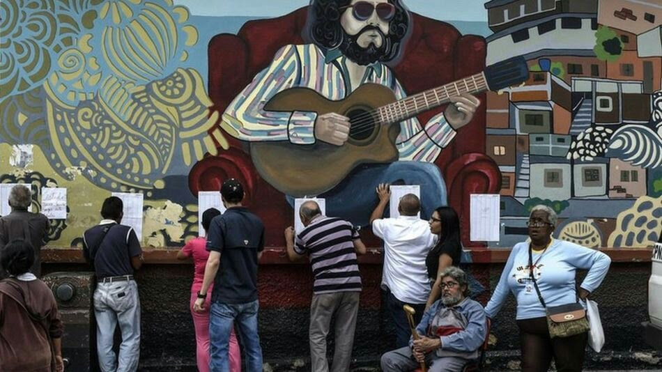 Venezuela opposition banned from running in 2018 election