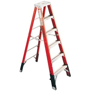 5 Reasons to Use a Fiberglass Stepladder