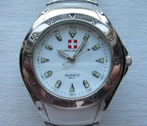 Details about Swiss Digger 8927 Quartz Gents Wrist Watch With Original ...