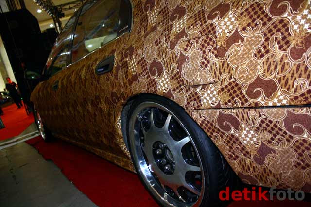 Honda Accord Berbalut Batik Projo