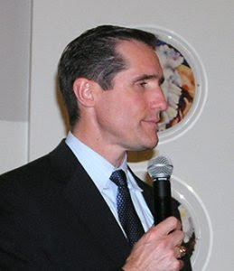ExxonMobil announces retirement of Woodbury, election of Hansen as vice president