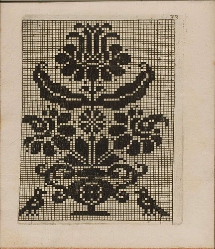 flower and birds design for lacemaking
