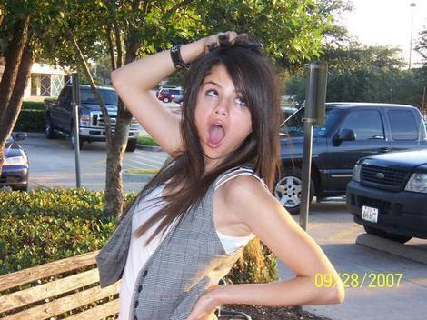selena gomez and justin bieber rare pics. Justin Bieber and Selena Gomez