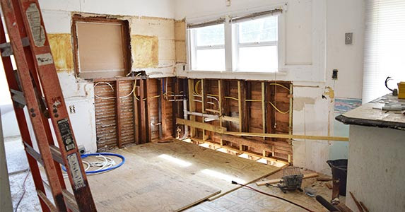 6 Home Remodeling Project Tips To Avoid Overspending  