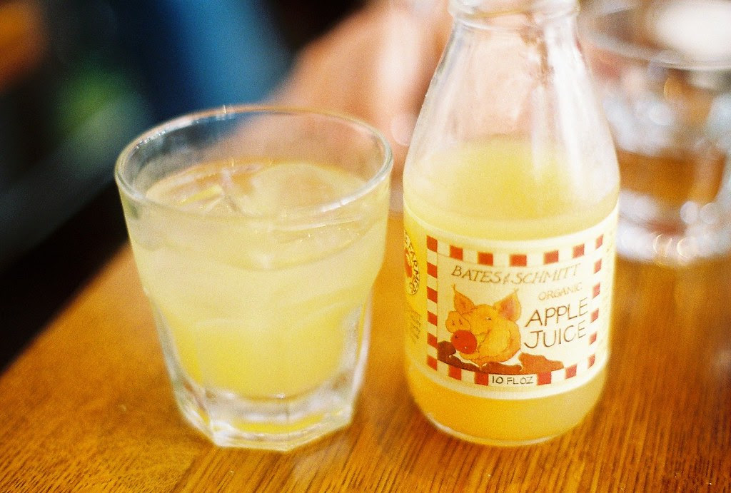 bates & schmitt organic apple juice