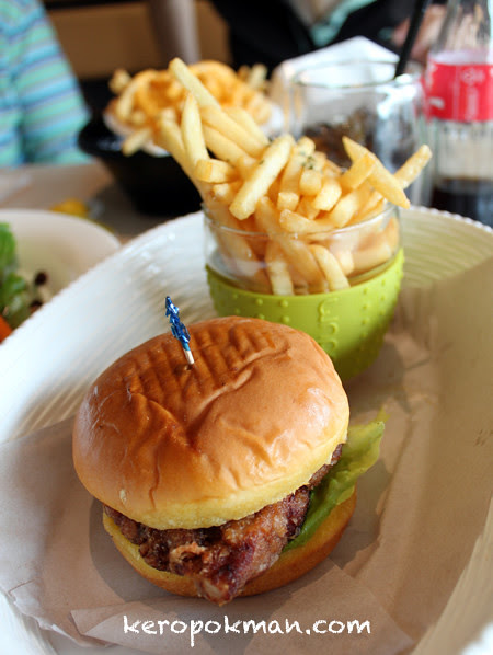Omasake Burger @ The Grandstand