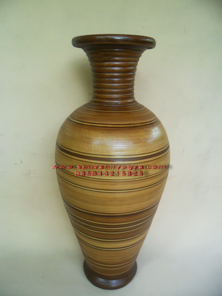 Vas Bunga  Motif  Serat Kayu Ukuran 80cm Souveniryogya com