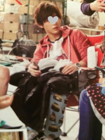 山田涼介さん着用の衣装 金田一少年の事件簿n 3話 パンツ 嵐の衣装 ジャニーズ 衣装情報