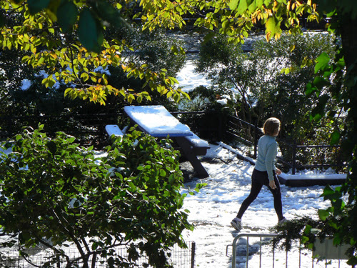 pique-nique sous la neige et jogger.jpg