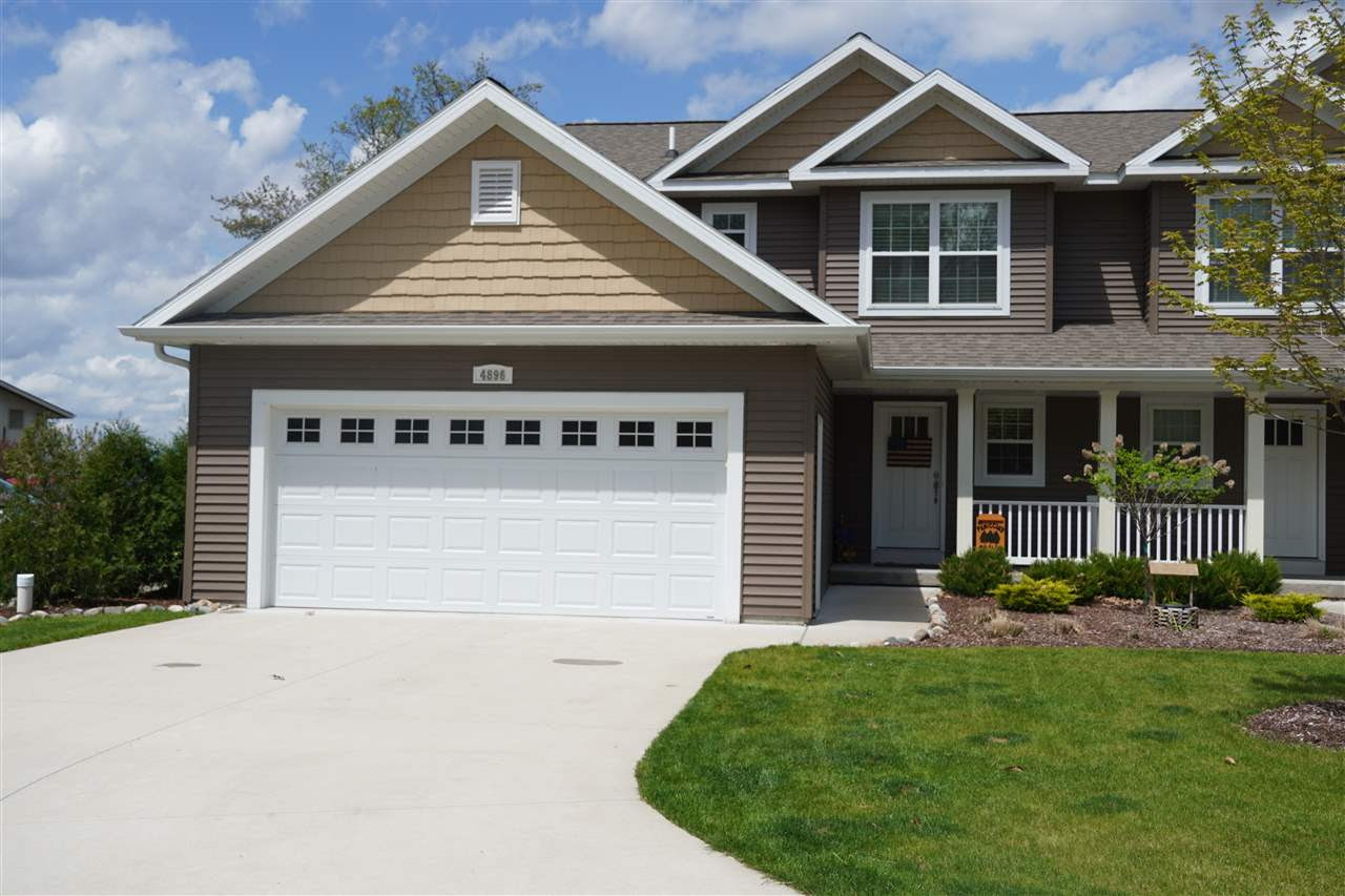 4896 W Houghton Lake Dr, Houghton Lake, MI 48629 for Sale ...