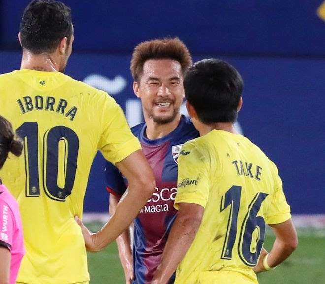 苦しんだ 今季初戦の久保建英 岡崎慎司にスペイン紙は厳しい採点 リーガ１部史上初の日本人対決実現も サッカーダイジェストweb