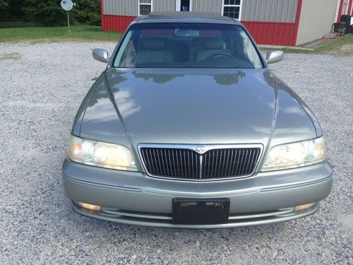 Sell used 1998 Infiniti Q45 Base Sedan 4-Door 4.1L in Delmar, Delaware