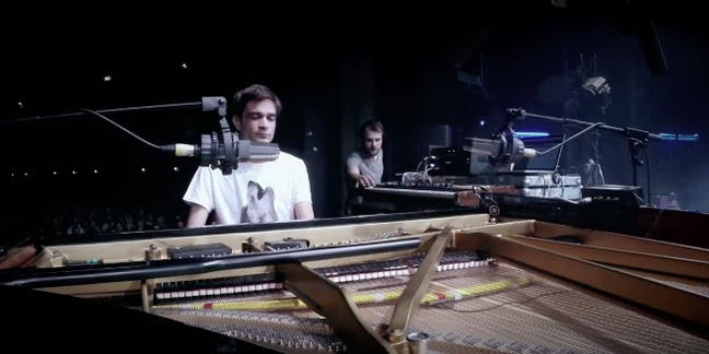 Jon Hopkins Shares Footage of Improvisational Performance With Nils Frahm