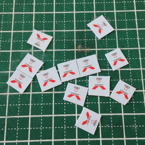 水転写デカールの貼り方 初心者でもできる ヤフオクで売れるガンプラ製作レビュー
