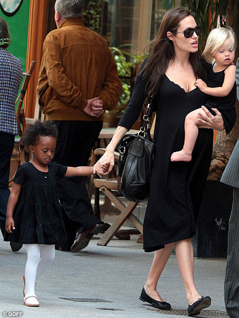 Angelina's tattoo. Angelina Jolie Shiloh Zahara Monaco 12 May 2008