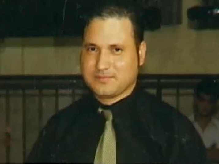 O homem
chegou a ser detido, mas foi liberado após três dias e hoje faz ameaças de
morte constantemente à mulher e às três meninas 

