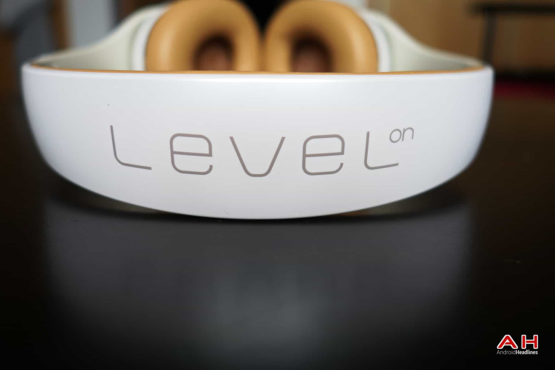 AH Samsung Level On-9
