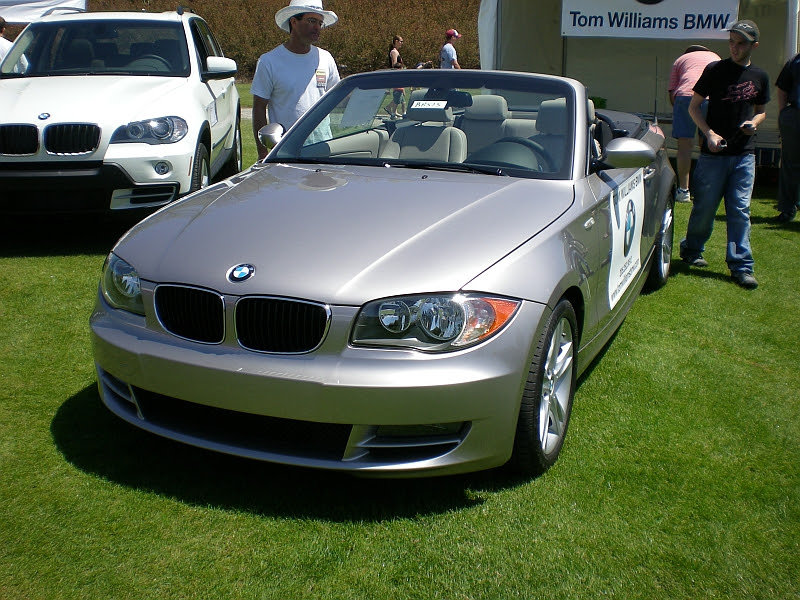The local BMW dealer had a 128i bmw. The local BMW dealer had a