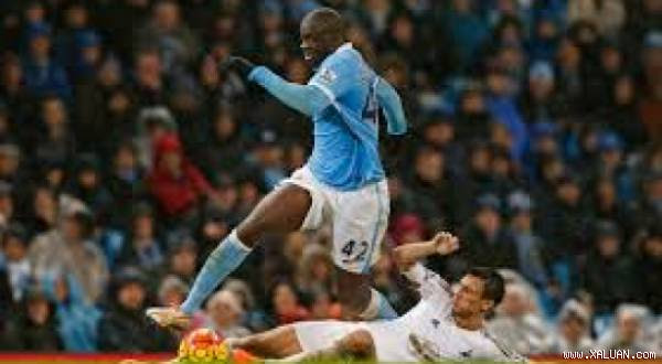 Yaya Toure nói không với Trung Quốc, quyết tâm ở lại Etihad