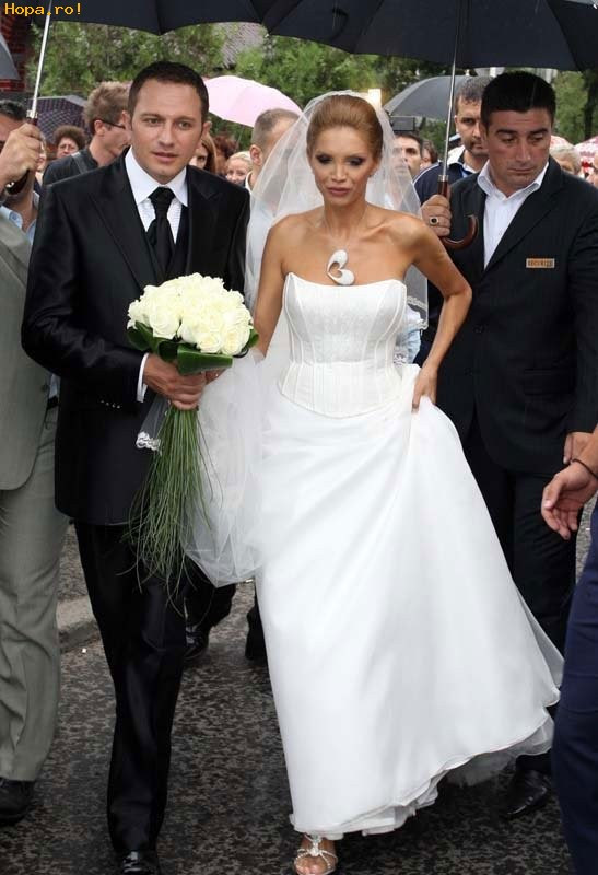 Cristina Si Alin La Nunta Poze Haioase Celebritati Hopa Ro