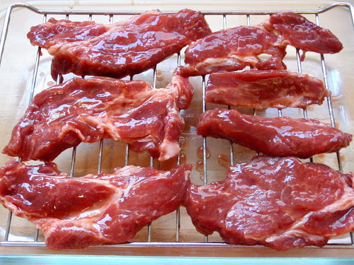 Making char siu
