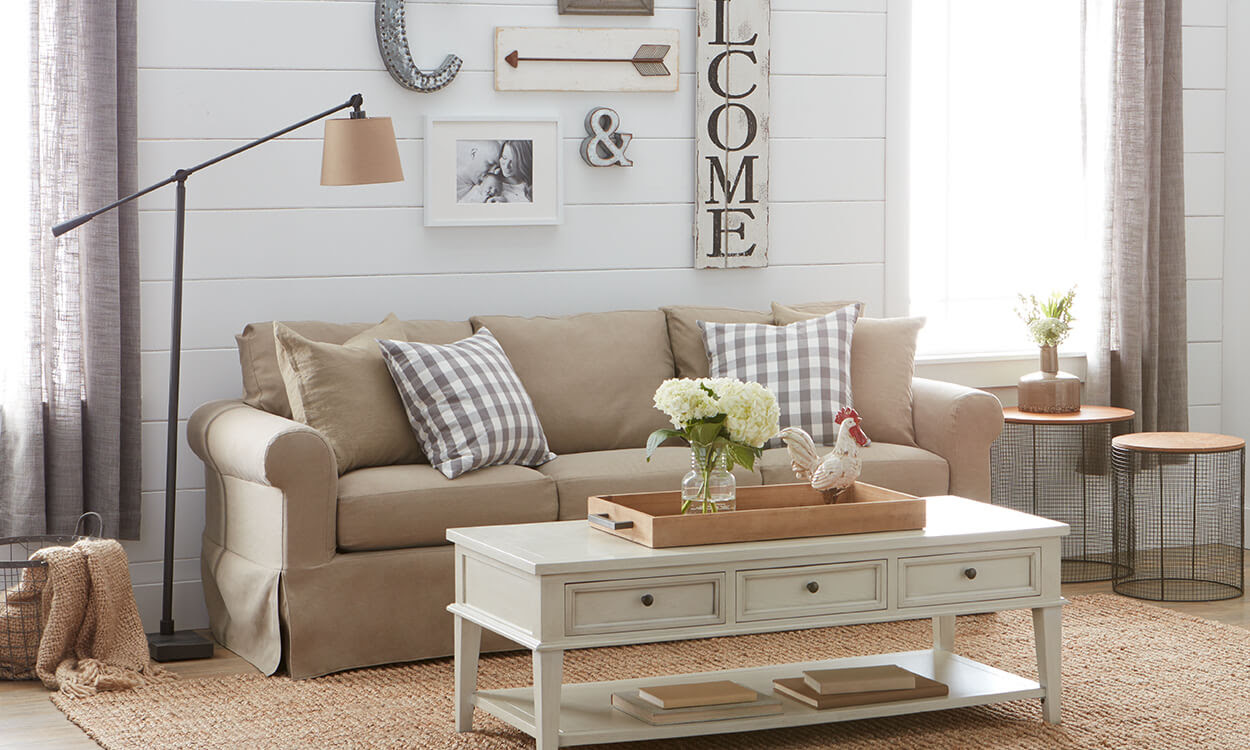 Charming Farmhouse Decorating Ideas - Overstock.com