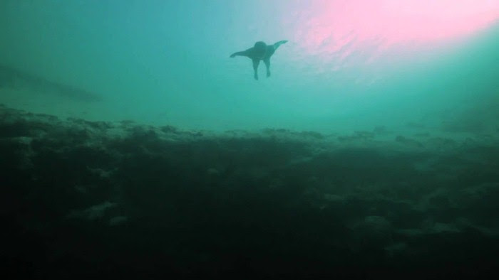 أعمق ثقب بحري 