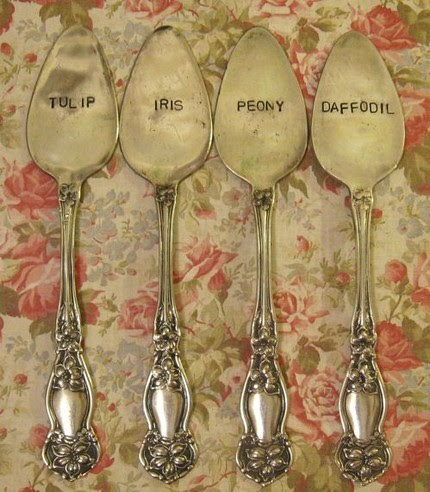 missingsisterstill:

queenbee1924:

♥

spoon/decor/idea
