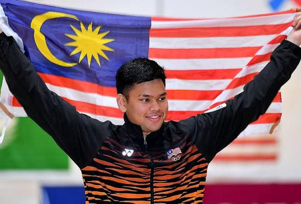 Boling Sukan Asia: Rafiq rangkul emas dengan sejarah tersendiri 
