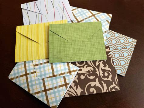 This gift card holder template can easily be customized for any holiday by the paper you choose so it's perfect for any occasion. free printable gift card holder template make something mondays