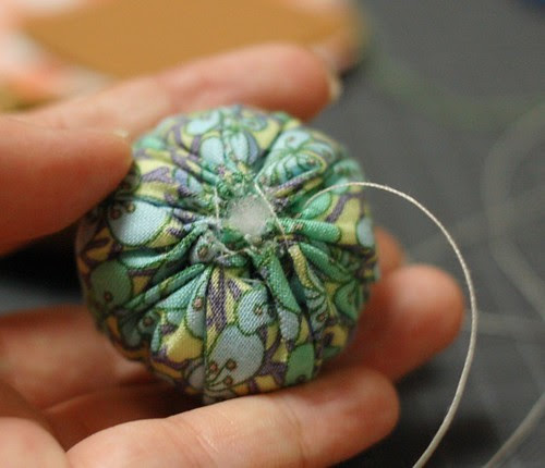 How to make a leather bottom pincushion 14