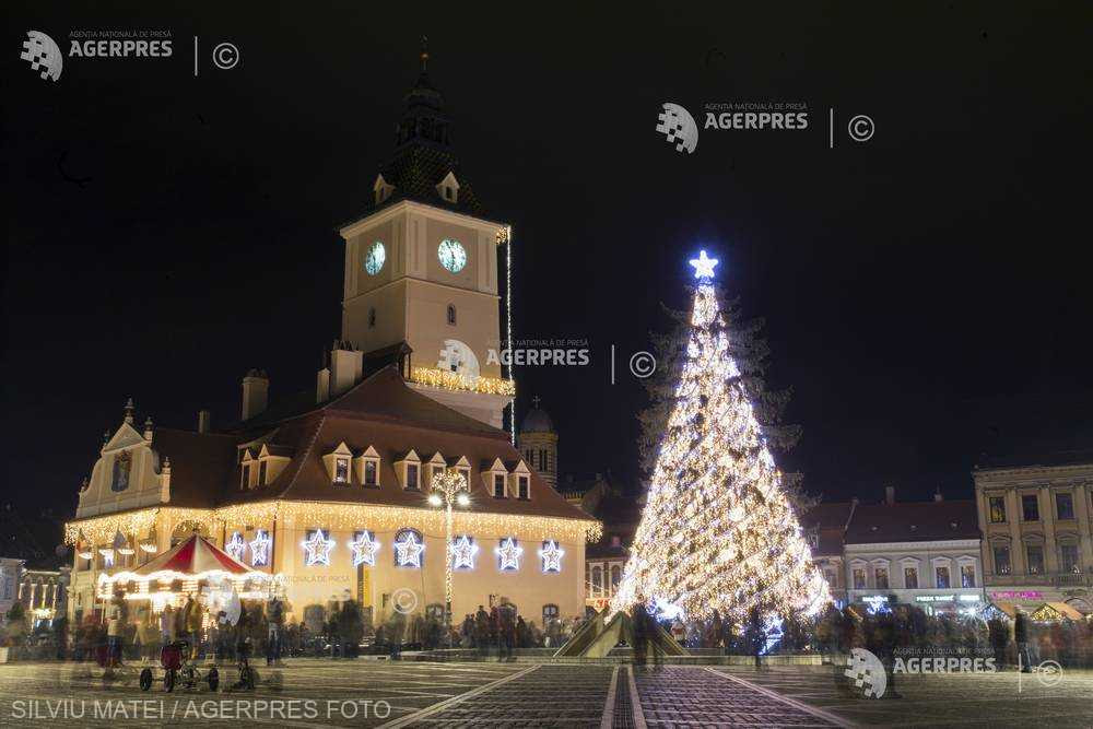 Brasov Targul De CrÄciun Va Fi Organizat In PiaÅ£a Sfatului NumÄrul CÄsuÅ£elor Redus La JumÄtate Agerpres ActualizeazÄ Lumea
