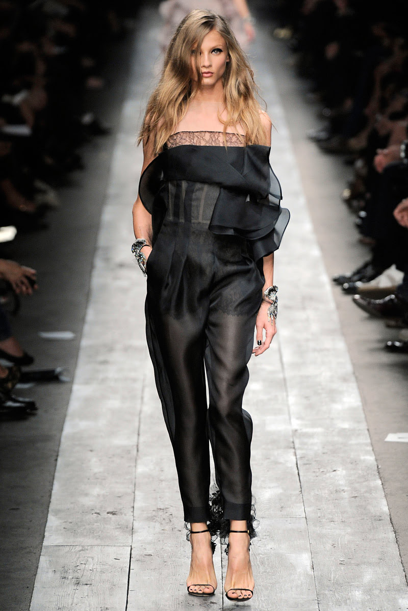 Fashion Model Anna Selezneva, Vogue, Style inspiration, Fashion photography, Long hair