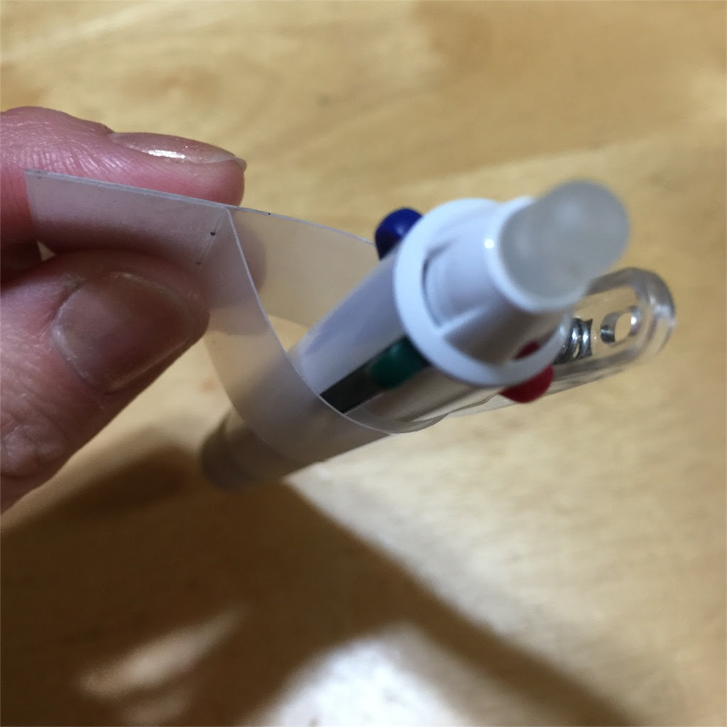 使えるー クリアファイルでペンホルダー 簡単な作り方 えみのほほえみ日記
