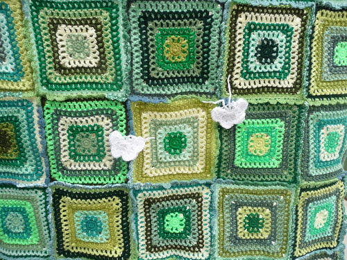 The Square is 'Vintage Lace' designed by Margaret Wilson.