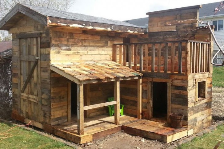 20 Awesome Ideas for Your Pallet House or Shelter