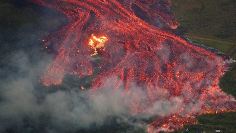 自宅庭で 溶岩チューブ に落ち死亡 米ハワイ州の男性 cニュース