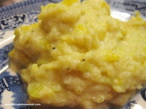 cooked yellow summer squash