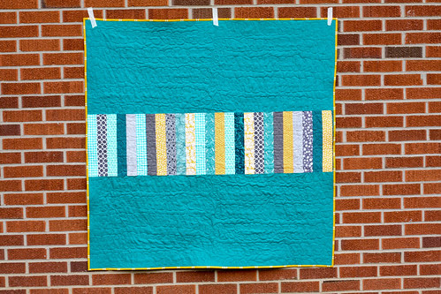 Mini Claw Throw Quilt by Jeni Baker