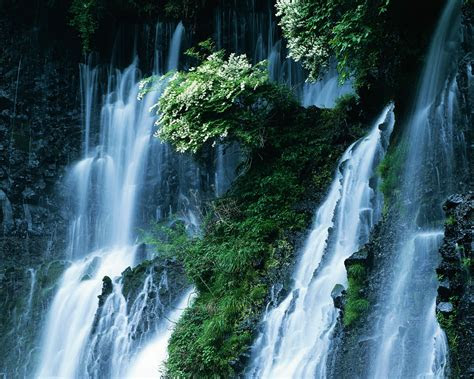 koleksi wallpaper pemandangan alam air terjun natural