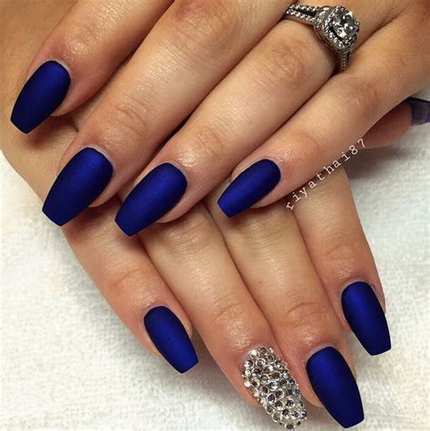 manicure ideas     mad  matte nail