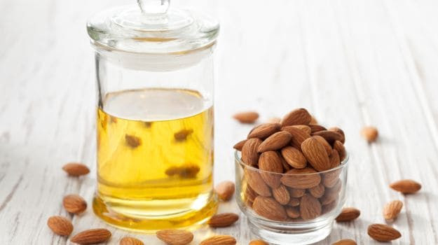 نتيجة بحث الصور عن ‪Sweet almond oil for perfect hair‬‏