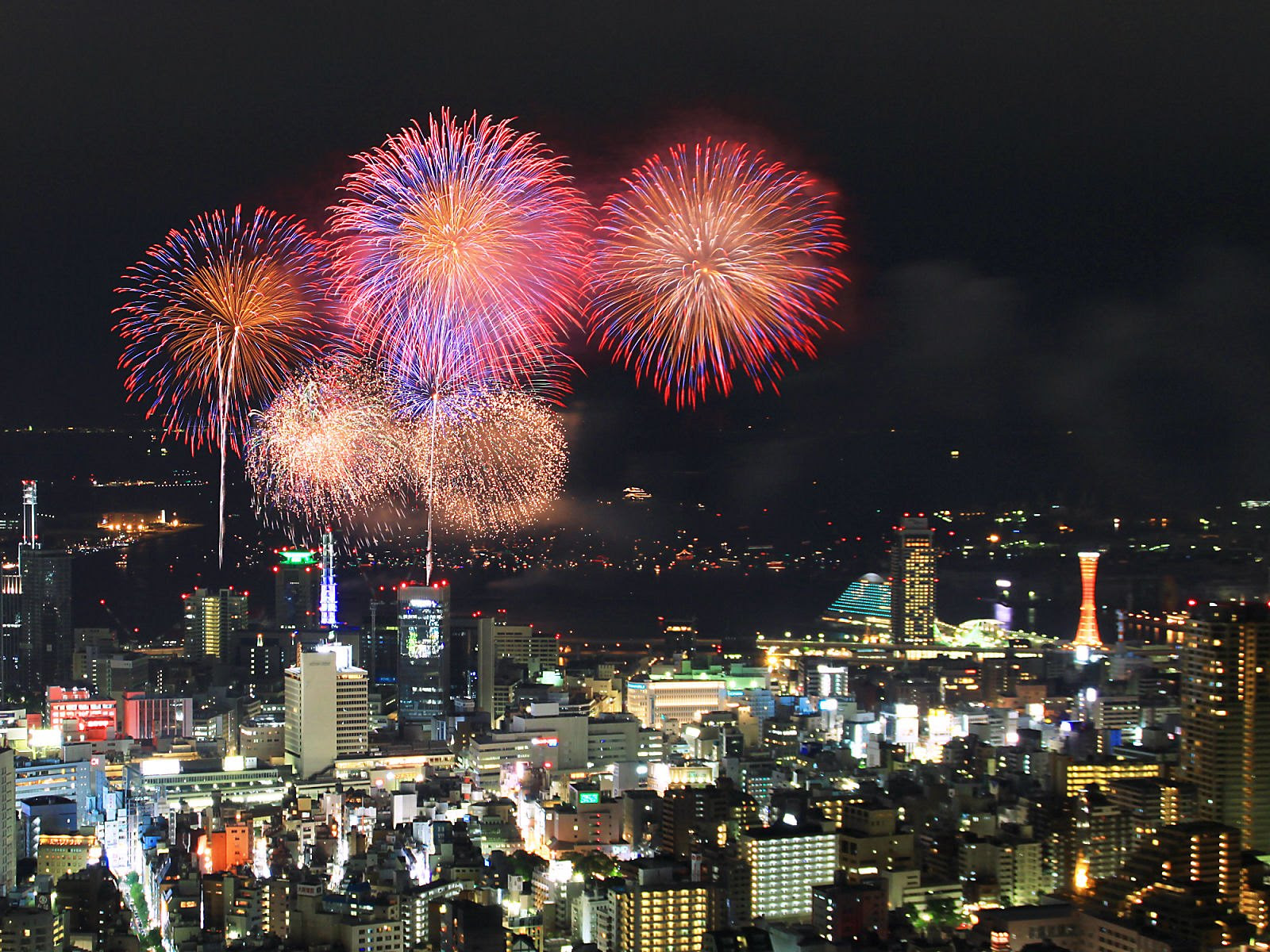 花火 神戸夜景壁紙 無料壁紙 神戸の夜景情報11 神戸夜景壁紙ブログ