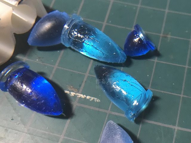 Uvレジンの型枠をシリコン コーキング剤で自作する方法 簡単 激安 作る人 つくるんちゅ 日記