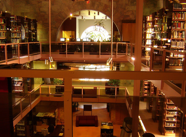 PB071489-Pitts-Theology-Library-Stacks-Toward-Front-Doors
