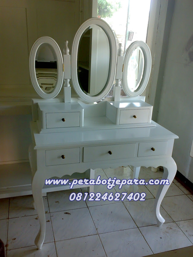 Harga Meja  Rias  3 Kaca  Oval Model Klasik Minimalis
