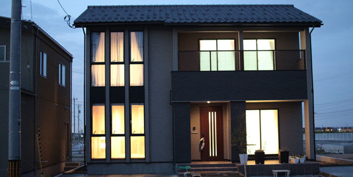 分譲地に誕生した リゾート感溢れるバルコニーが魅力の家 キャロットホーム 金沢で注文住宅 マイホームを建てる